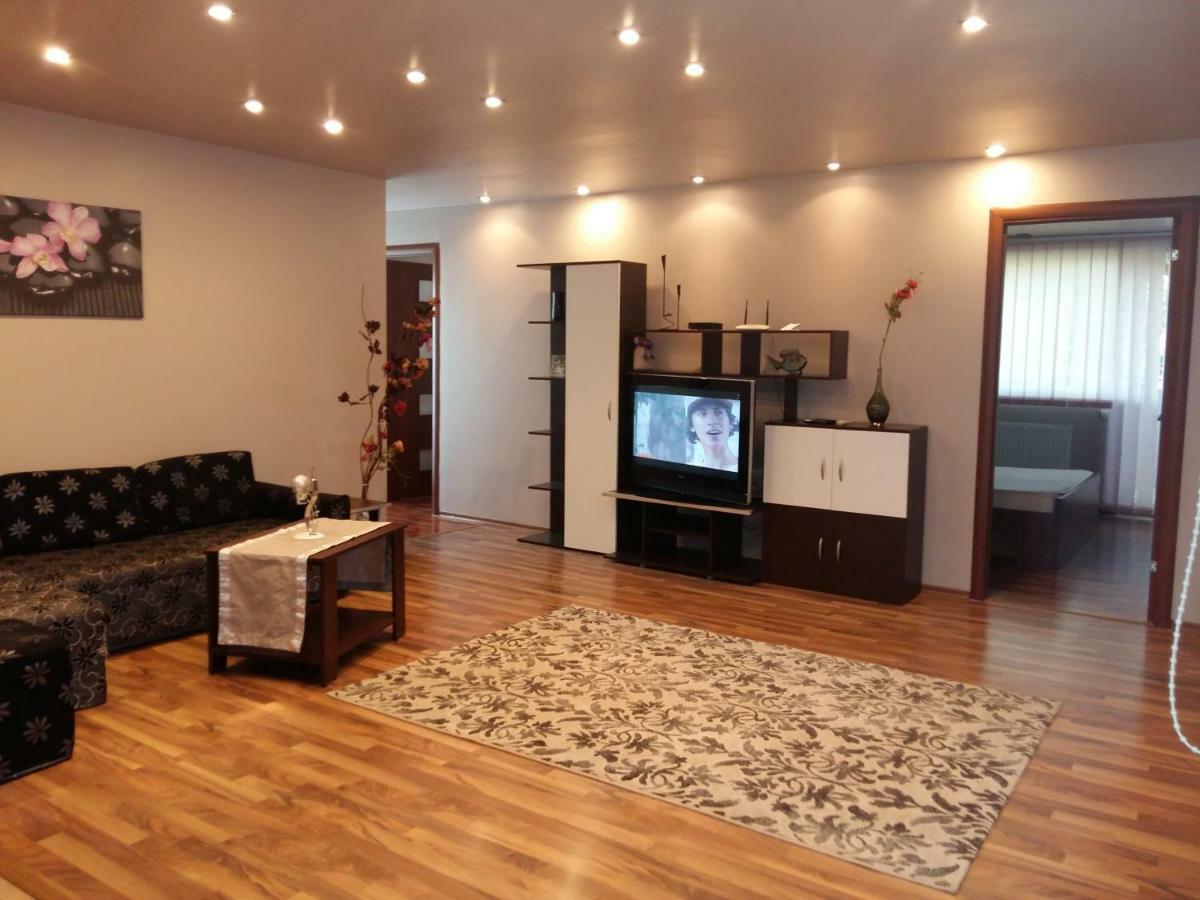Apartament Laurentiu - Etaj.1 بوخارست المظهر الخارجي الصورة